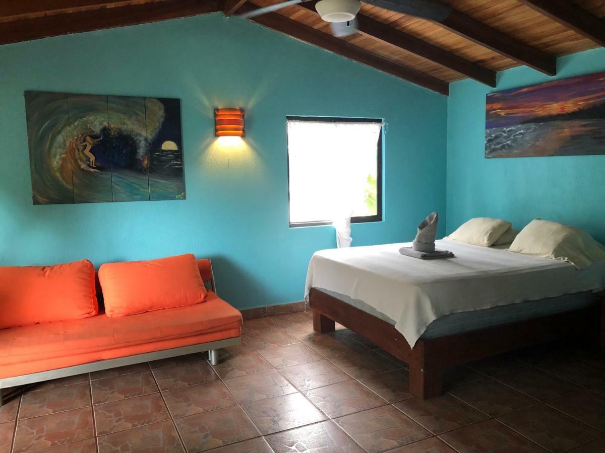 Pelican Beachfront Hotel Esterillos Este Extérieur photo